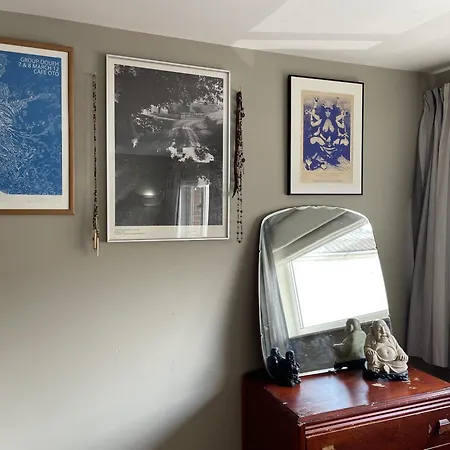 Trendy Easton Escape With Parking *