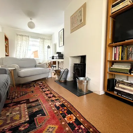 Tatil Evi Trendy Easton Escape With Parking