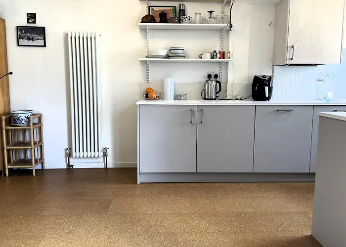 Trendy Easton Escape With Parking Vakantiehuis *