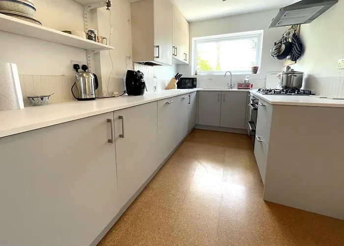 Trendy Easton Escape With Parking Vakantiehuis *