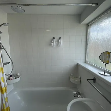 Trendy Easton Escape With Parking Сasa de vacaciones Bristol