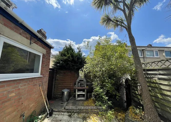 Trendy Easton Escape With Parking Feriehus